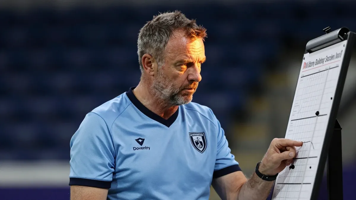 Coventry City to sign Stephen Mfuni on season‑long loan