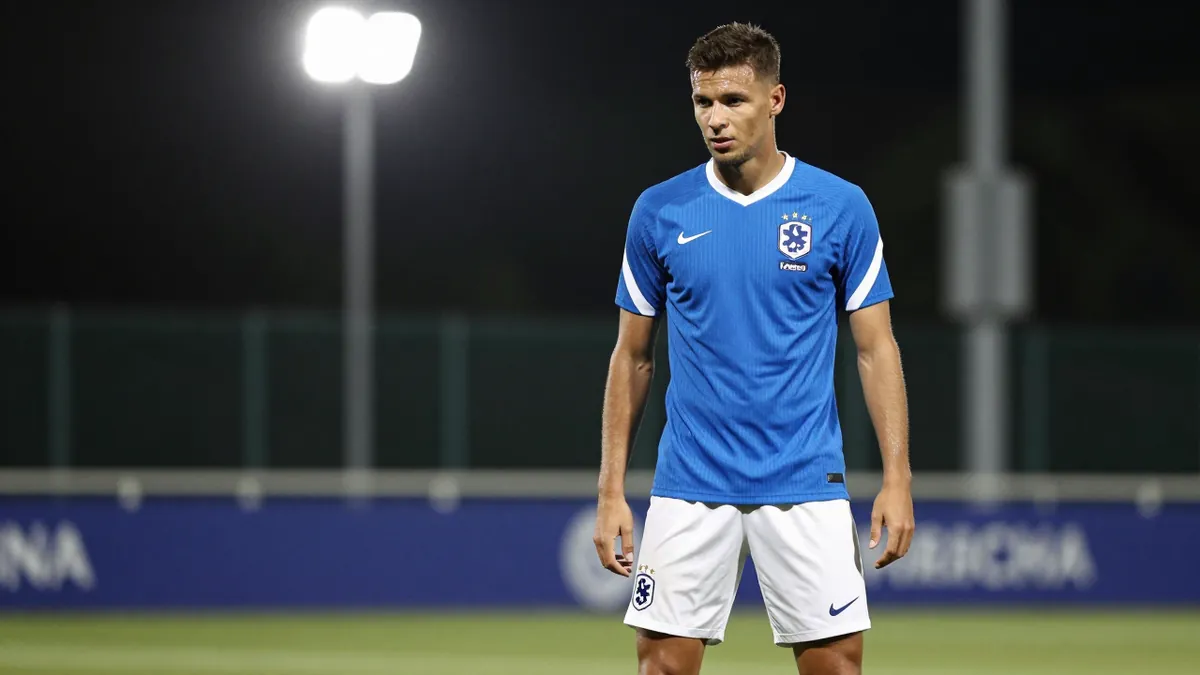 Coventry City in Talks Over Gustavo Hamer Reunion